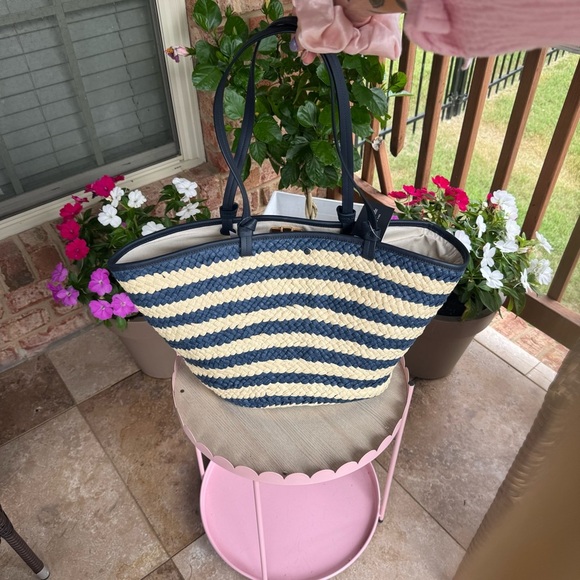 Kate Spade Navy and Tan Dragon Fly Beach Tote 💕 - Picture 6 of 7